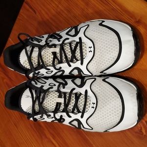 Under Armour Tennis Shoes Size 14